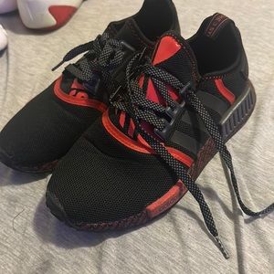 Adidas men’s shoes don’t fit me